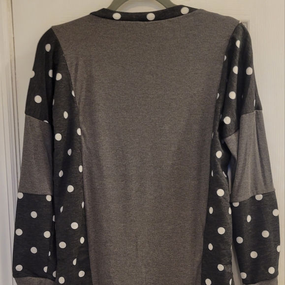 Sew In Love NWT Long Sleeve Top Small - Picture 6 of 10